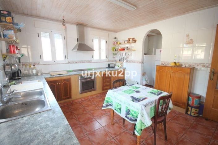 Image No.23-5 Bed Villa for sale
