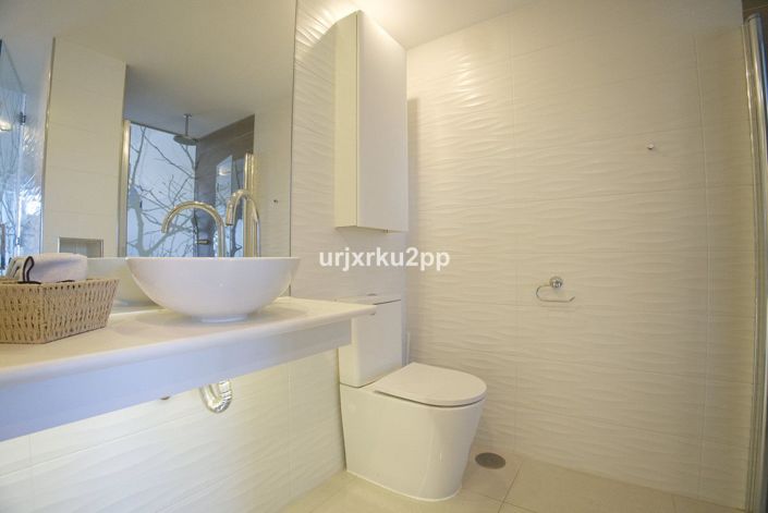 Image No.24-3 Bed House for sale