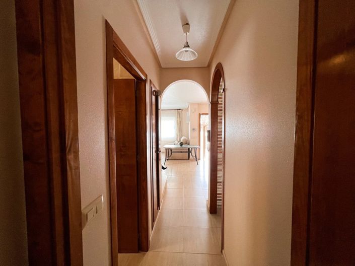 Image No.17-3 Bed House for sale