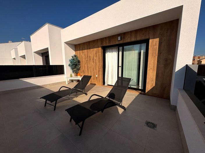 Image No.19-3 Bed Villa for sale