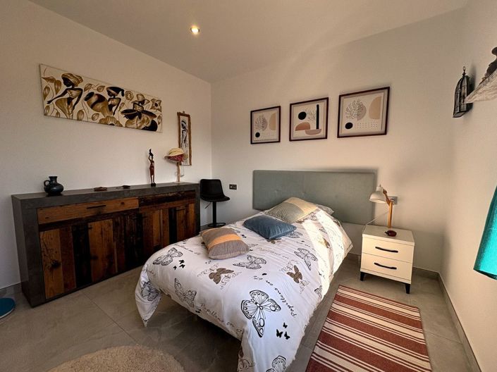 Image No.26-3 Bed Villa for sale