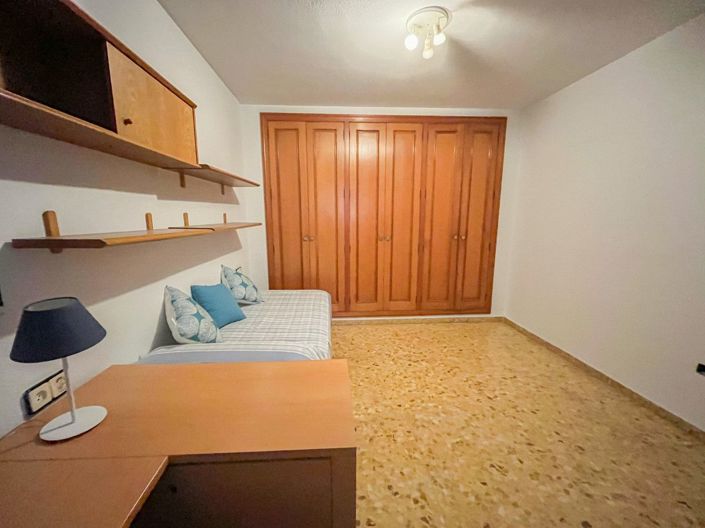 Image No.16-2 Bed Apartment for sale
