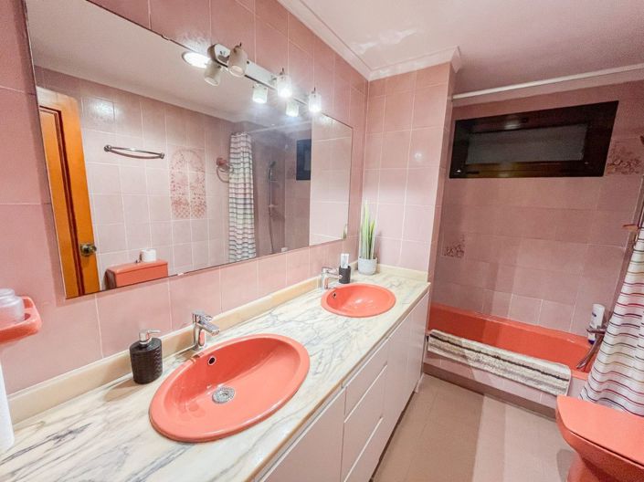 Image No.17-2 Bed Apartment for sale