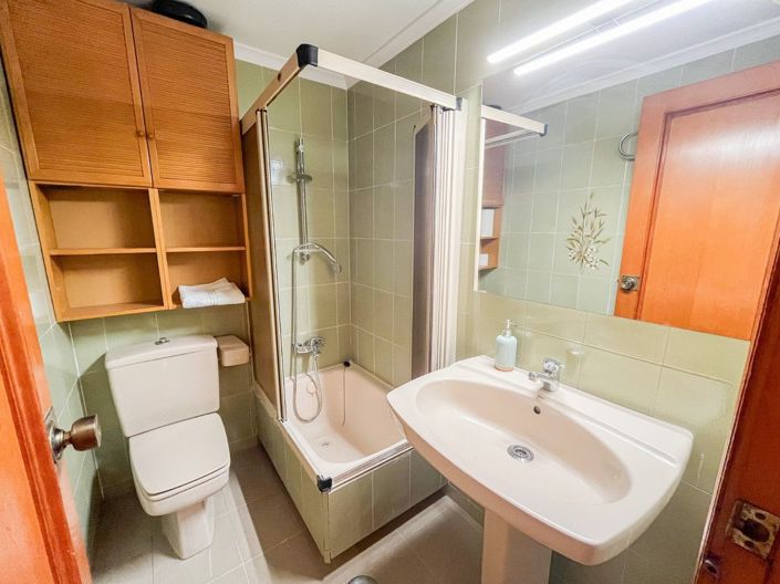 Image No.25-2 Bed Apartment for sale