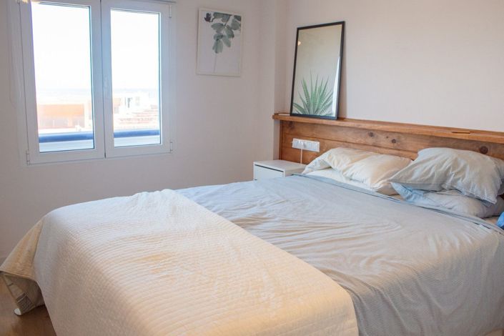 Image No.11-2 Bed Apartment for sale