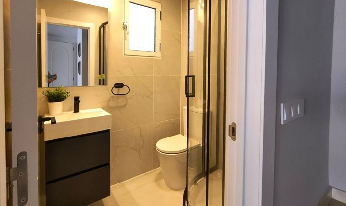 Image No.13-3 Bed House for sale