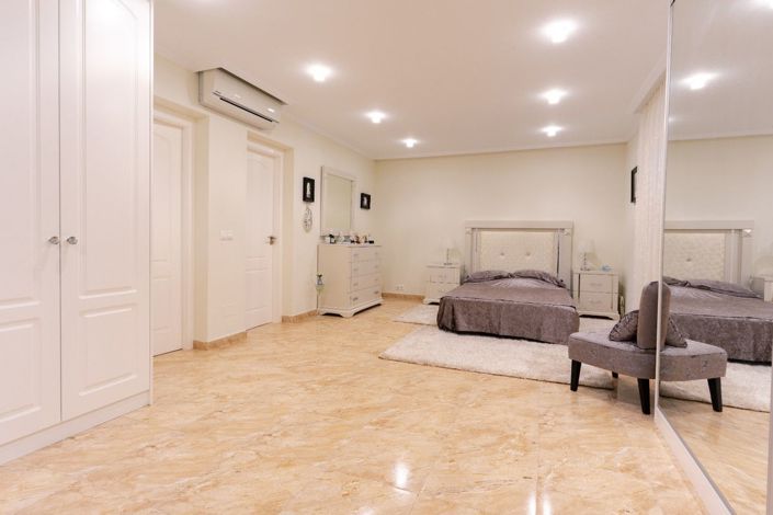 Image No.22-7 Bed Villa for sale