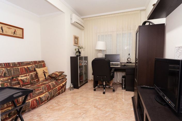 Image No.33-7 Bed Villa for sale