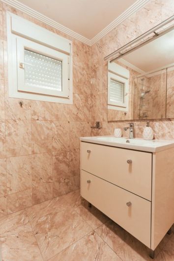 Image No.40-7 Bed Villa for sale