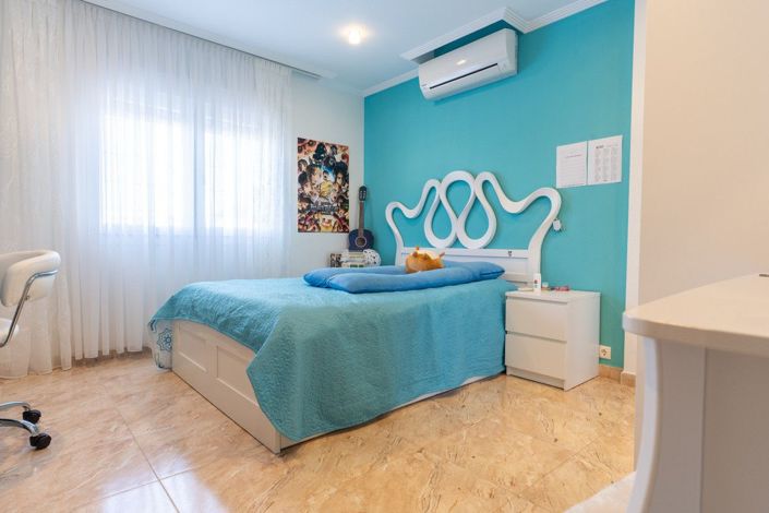 Image No.45-7 Bed Villa for sale