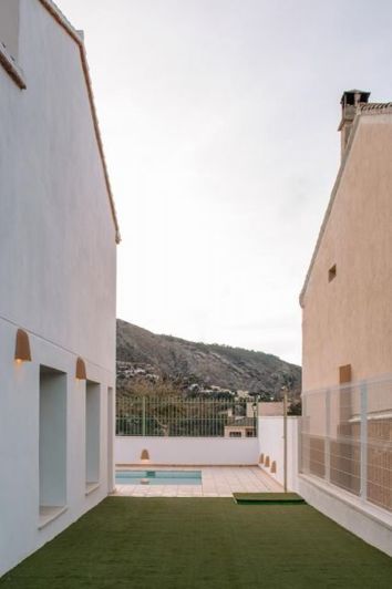 Image No.18-4 Bed Villa for sale