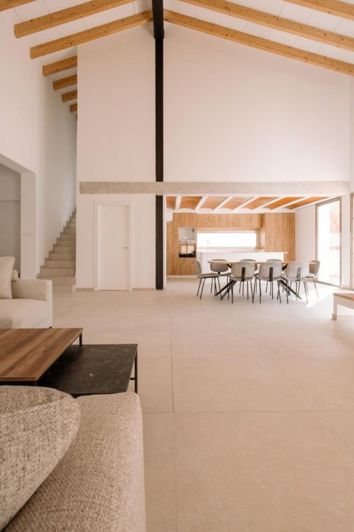 Image No.2-4 Bed Villa for sale