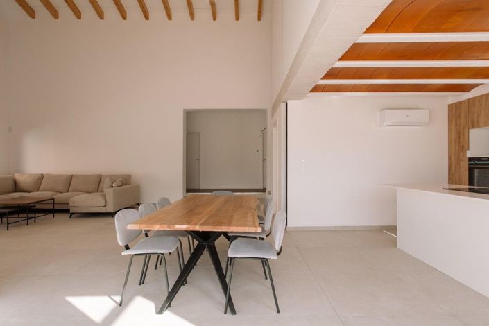 Image No.6-4 Bed Villa for sale