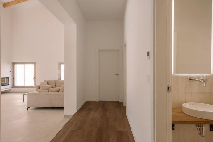 Image No.7-4 Bed Villa for sale