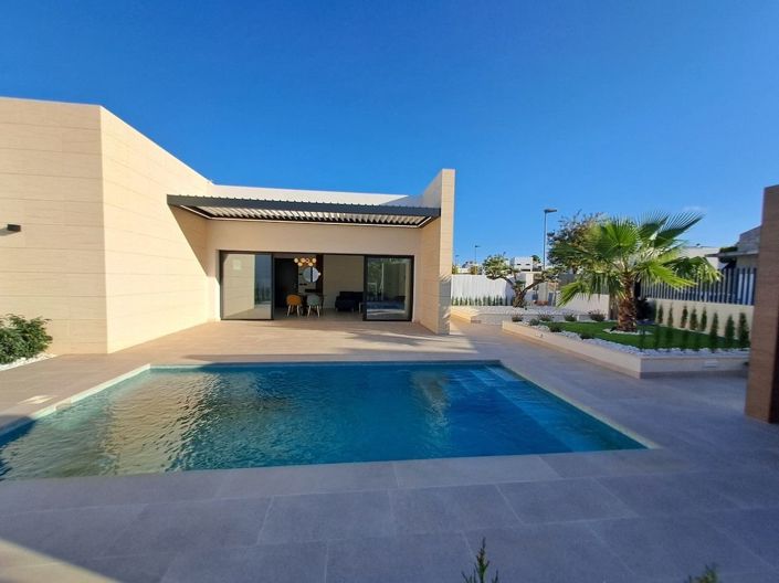Image No.34-3 Bed Villa for sale