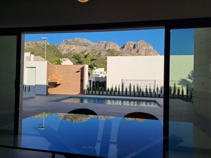 Image No.39-3 Bed Villa for sale