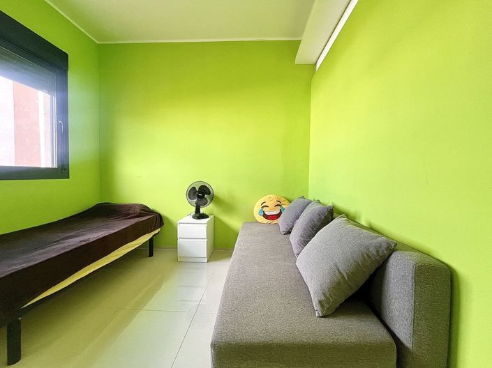 Image No.14-3 Bed Apartment for sale