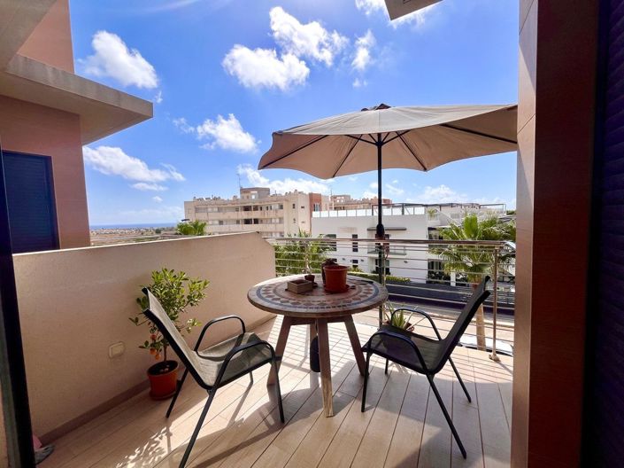 Image No.18-3 Bed Apartment for sale