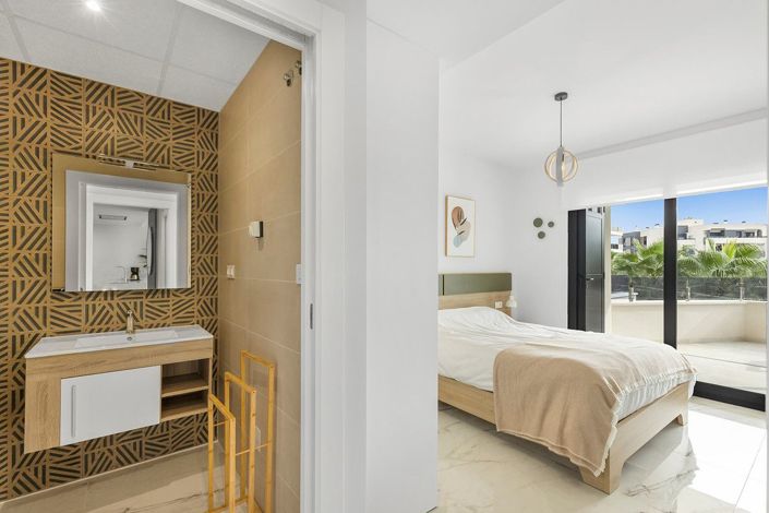 Image No.19-2 Bed Apartment for sale