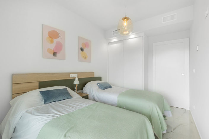 Image No.25-2 Bed Apartment for sale