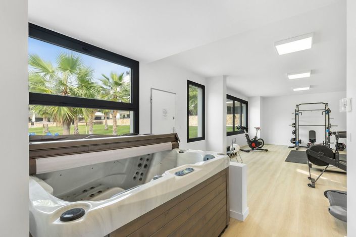 Image No.32-2 Bed Apartment for sale