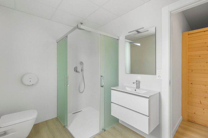 Image No.38-2 Bed Apartment for sale
