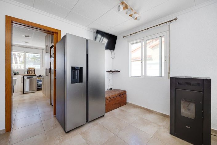 Image No.30-3 Bed Villa for sale