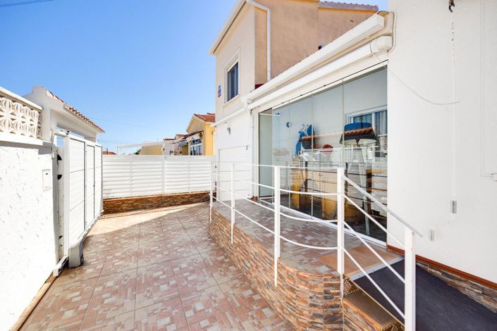 Image No.6-3 Bed Villa for sale