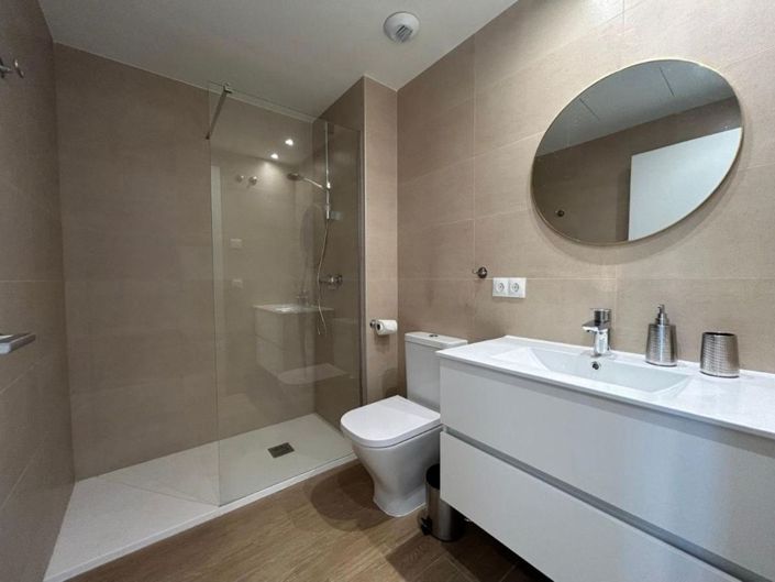 Image No.16-4 Bed Apartment for sale