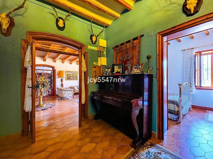 Image No.14-Villa de 6 chambres à vendre à Elda