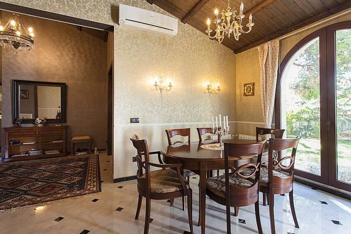 Image No.14-4 Bed Villa for sale