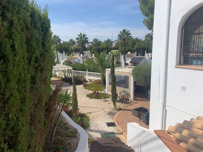 Image No.3-4 Bed Villa for sale