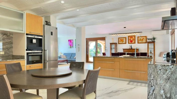 Image No.17-4 Bed Villa for sale