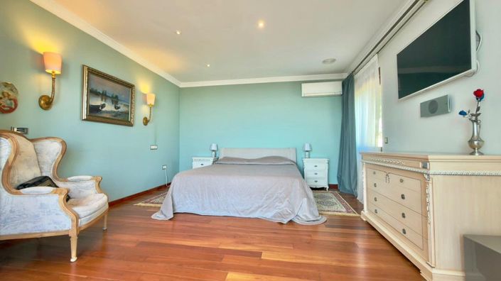 Image No.45-4 Bed Villa for sale