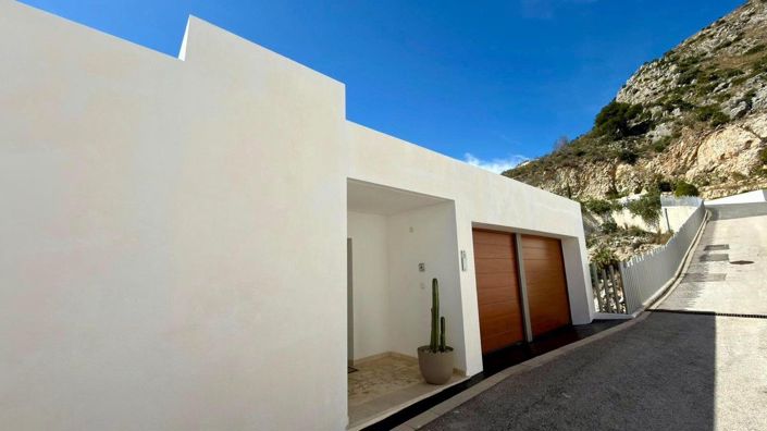 Image No.20-4 Bed Apartment for sale