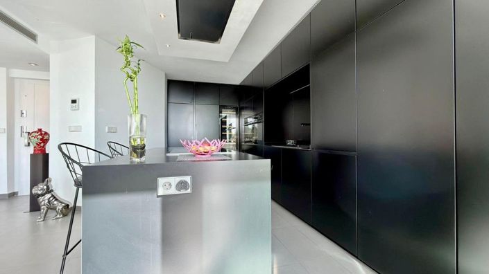 Image No.34-4 Bed Apartment for sale