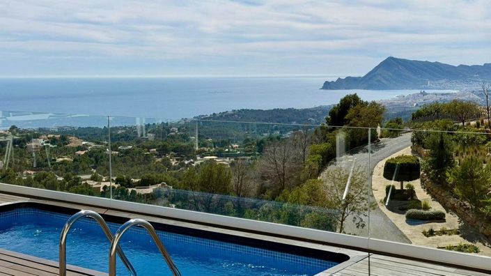 Image No.40-4 Bed Apartment for sale