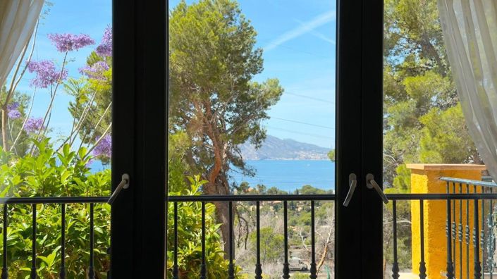 Image No.20-3 Bed Villa for sale