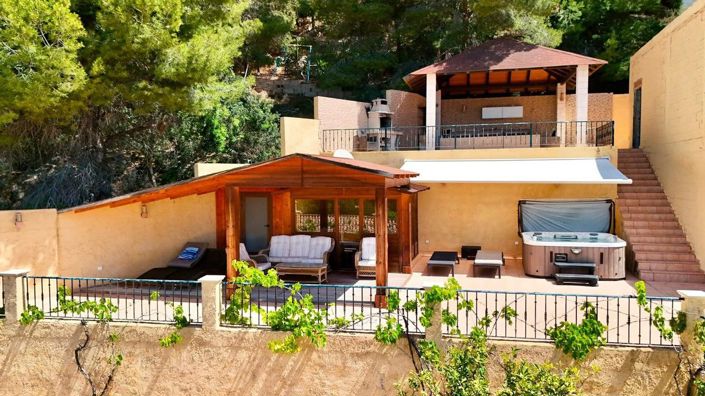 Image No.40-3 Bed Villa for sale