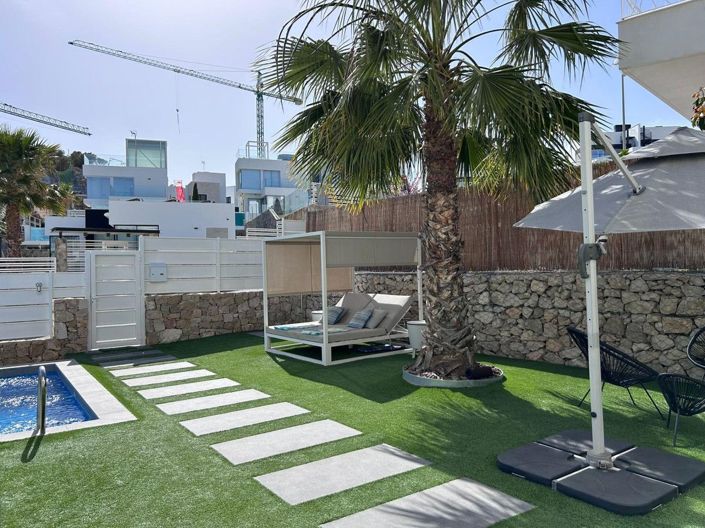 Image No.12-3 Bed Villa for sale