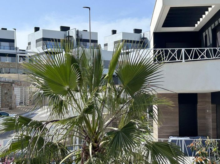 Image No.29-3 Bed Villa for sale