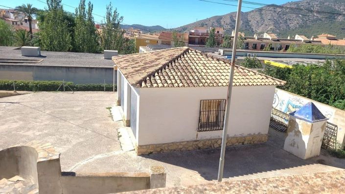 Image No.12-4 Bed Villa for sale