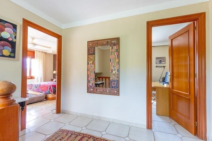 Image No.17-4 Bed Villa for sale