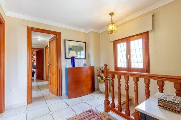 Image No.18-4 Bed Villa for sale