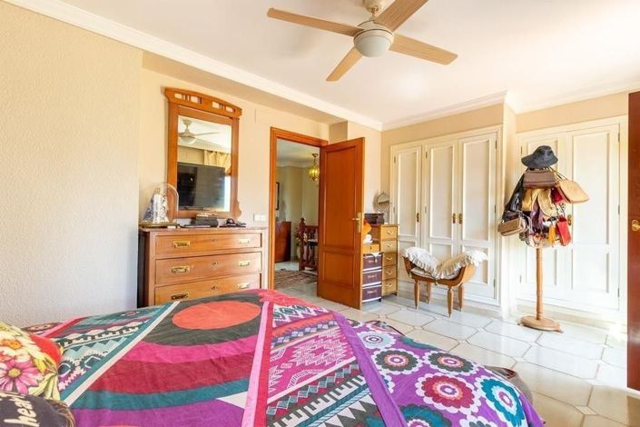 Image No.22-4 Bed Villa for sale