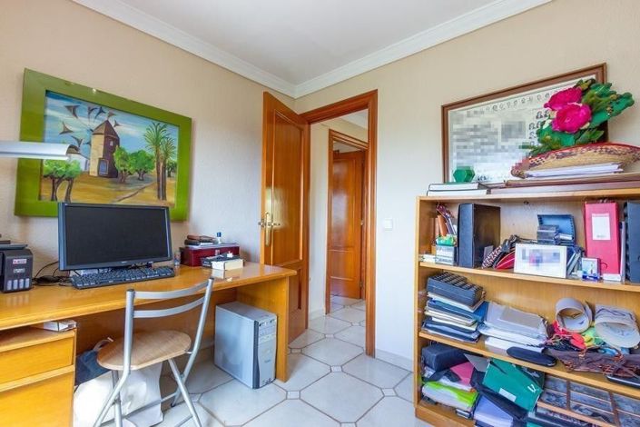 Image No.27-4 Bed Villa for sale