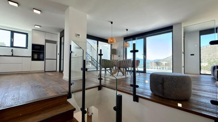 Image No.28-3 Bed Villa for sale