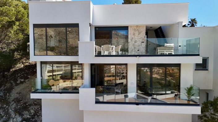 Image No.5-3 Bed Villa for sale