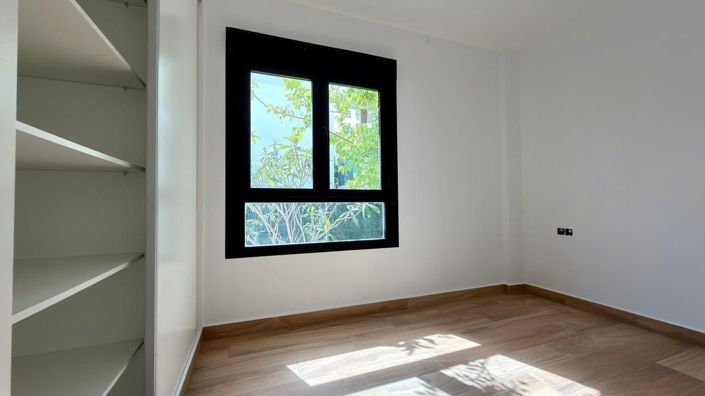Image No.20-3 Bed Villa for sale