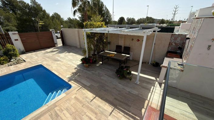 Image No.6-3 Bed Villa for sale